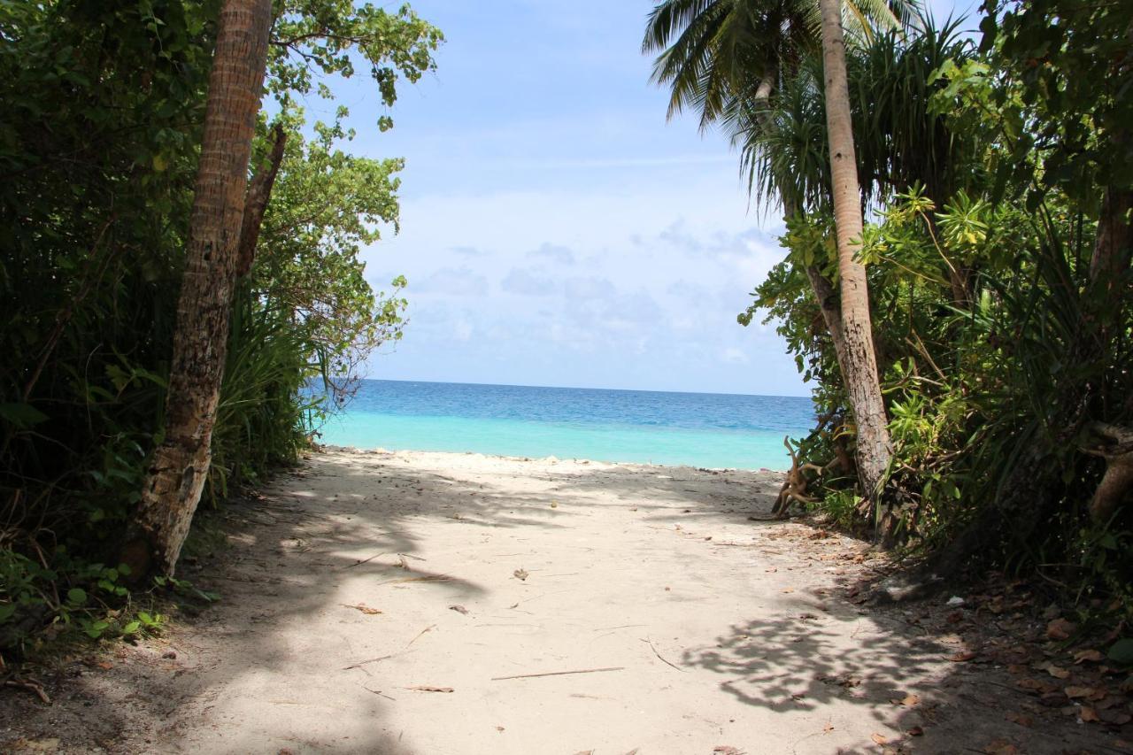 The Castaway Retreat Hotel Feridhoo Exterior photo